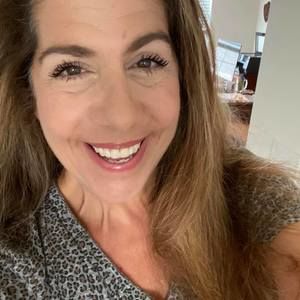 Meet your Posher, Renee